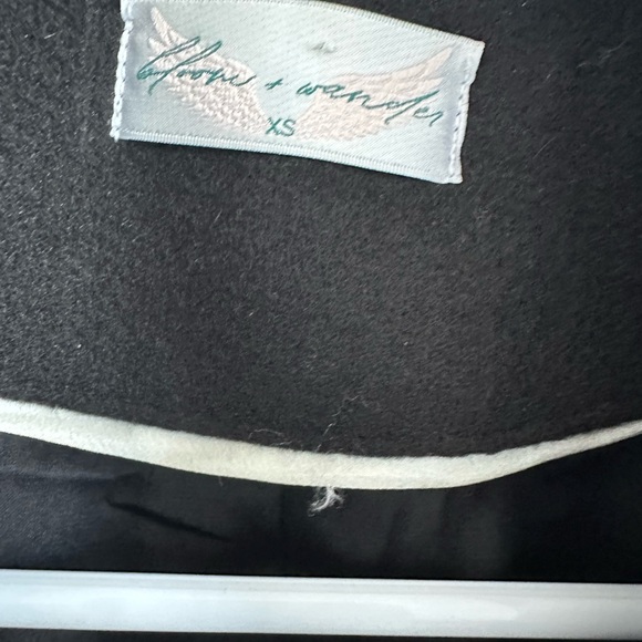 Tank style dress coat - Picture 4 of 5